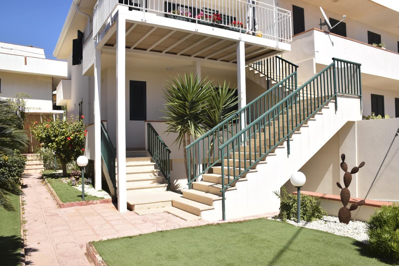 Ground floor exterior